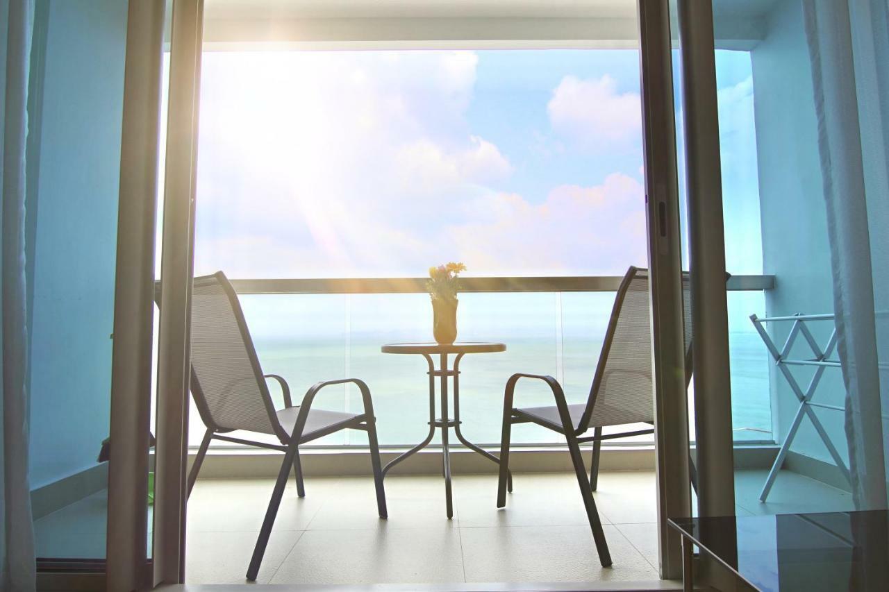 Luxurious Beachfront Pattaya Zewnętrze zdjęcie